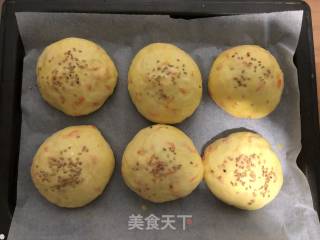 Carrot Bean Paste Meal Bun recipe