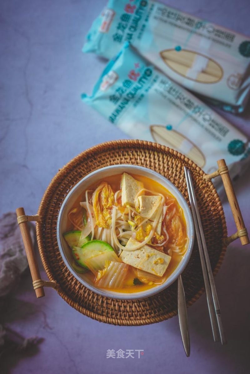 Korean Kimchi Noodle Soup recipe