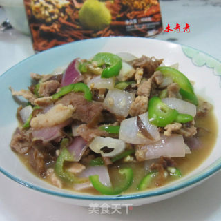 Fried Pork with Fungus and Onion recipe