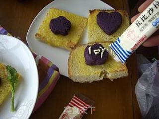 Coconut Purple Sweet Potato Crispy Bread recipe