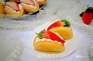 Creamy Strawberry Bebs recipe