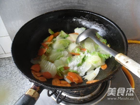 Braised Chinese Cabbage with Meat Sausage recipe