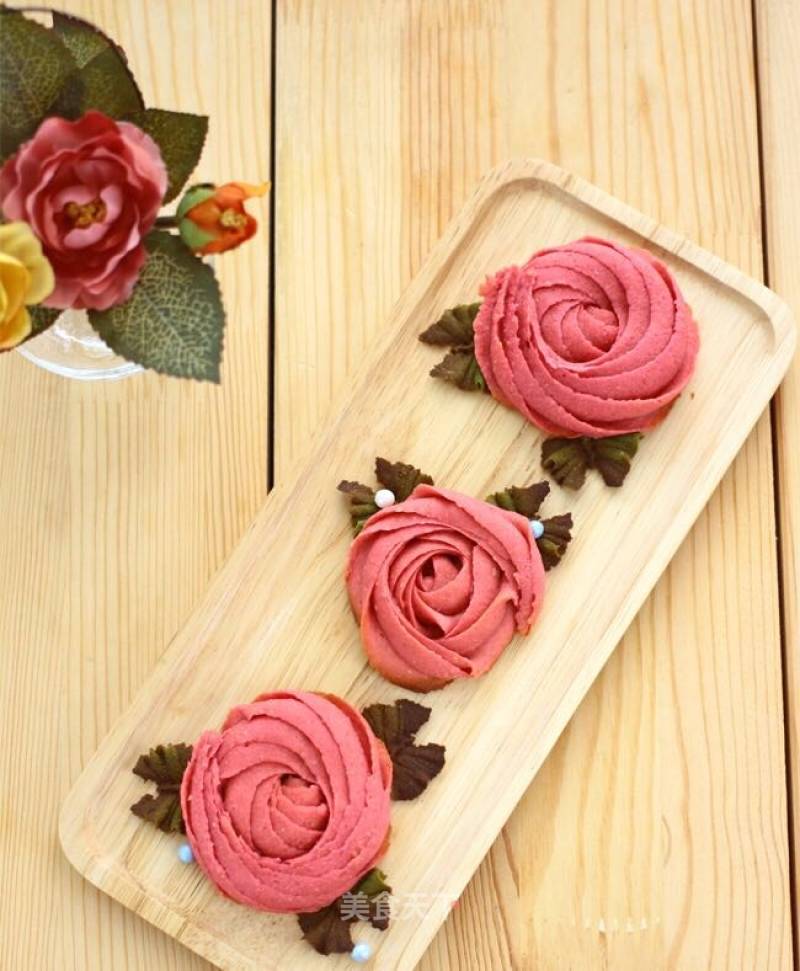# Fourth Baking Contest and is Love to Eat Festival#rose Biscuits