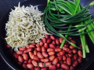 【wenzhou】sea Serpent Mixed with Leek recipe