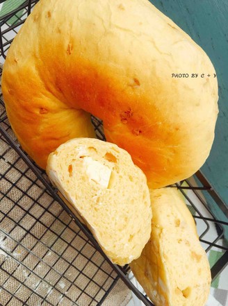 Pumpkin Cheese Soft European Buns with Fragrant Peanuts recipe