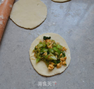 Duck Egg Buns with Green Vegetables recipe