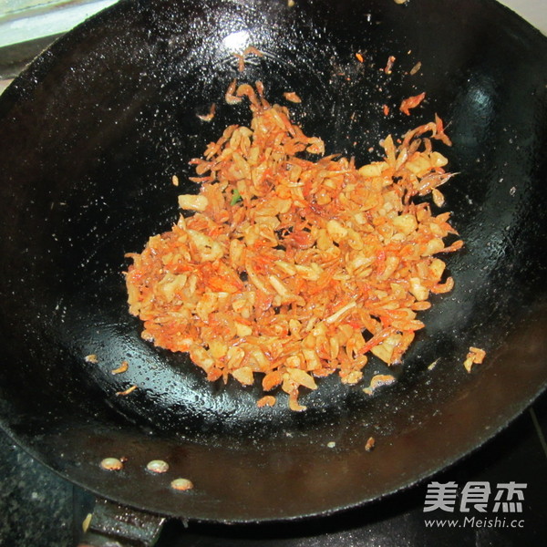 Stir-fried Shrimp with Dried Radish recipe