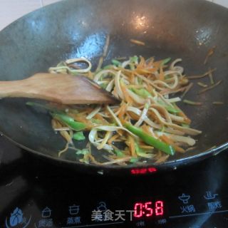 Green Pepper Squid Shredded Radish recipe