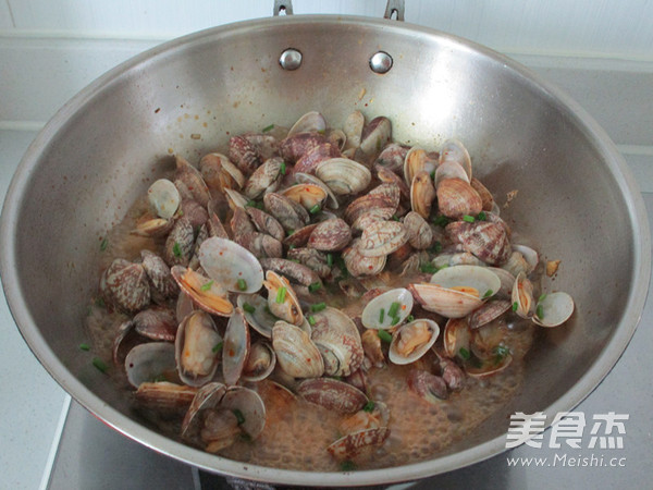 Spicy Fried Clams recipe