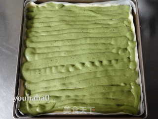 Matcha Whirlwind Cake Roll recipe