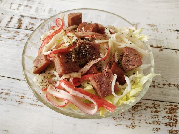 Beef Sausage Salad with Seasonal Vegetables recipe