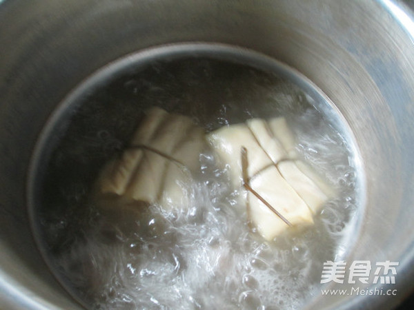 Noodle Knot Pork Ribs Soup recipe