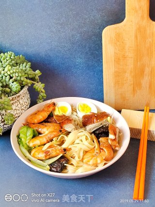 Braised Prawn Noodles with Roasted Duck and Mushrooms recipe