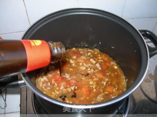 Spaghetti with Tomato Meat Sauce recipe