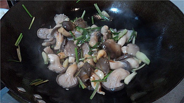 Vegetarian Fried Buckwheat Mushroom recipe