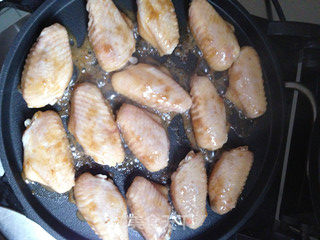 Pan-fried Chicken Wings recipe