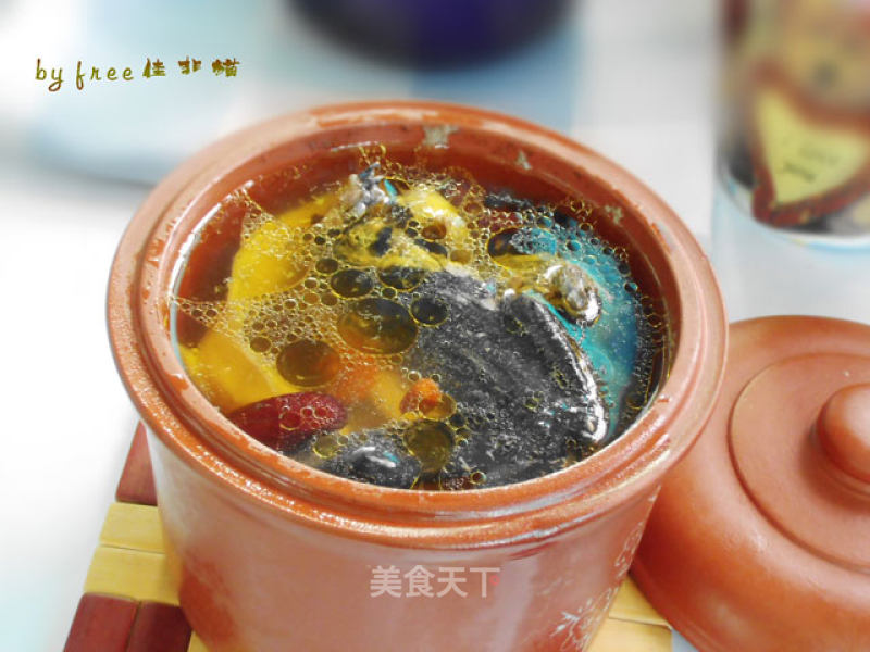 Astragalus and Angelica Stewed Black-bone Chicken recipe