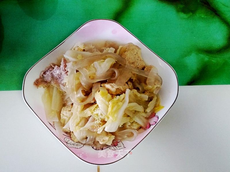 Chinese Cabbage Pork Stewed Vermicelli and Frozen Tofu recipe