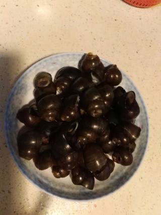 Snail and Duck Feet in Clay Pot recipe