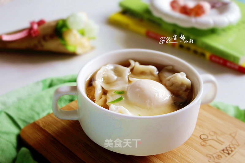 Wontons with Seaweed, Shrimp Skin and Fresh Meat recipe