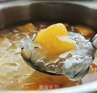 Loquat White Fungus Soup recipe