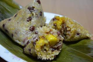 Chestnut Egg Yolk Meat Dumplings recipe