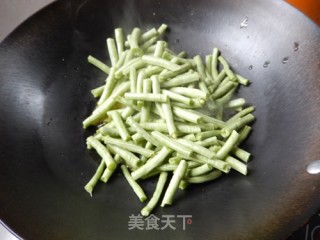 Braised Beans in Sauce recipe