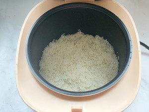 Braised Rice with Ribs in An Electric Rice Cooker that is So Delicious that You Must Learn recipe