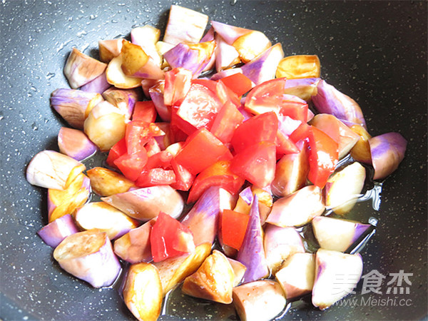 Stir-fried Eggplant with Tomato recipe