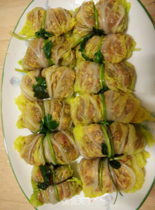 Vegetable Rolls with Tomato Sauce recipe