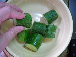 Korean Spicy Cucumber recipe