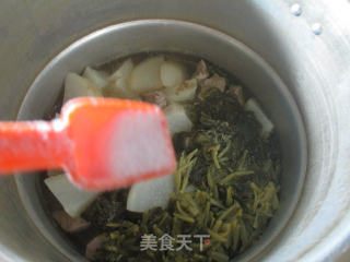 Pork Tenderloin with Pickled Vegetables and Boiled Radish recipe