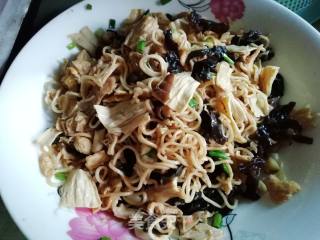 Fried Noodles with Yuba, Cloud Ears and Egg recipe