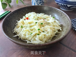 Spicy Stir-fried Shredded Carrot recipe