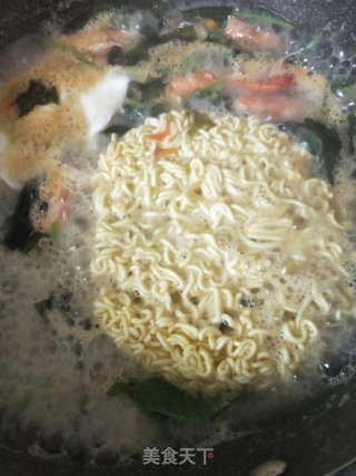 Nutritious Instant Noodles recipe