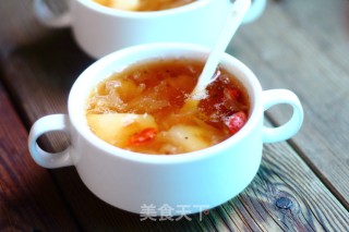 Rock Sugar Sydney White Fungus and Water Chestnut Soup recipe