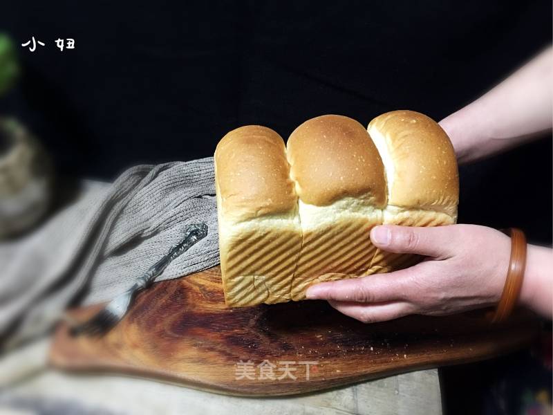 # Fourth Session of The Baking Contest and is A Love to Eat Festival # One Fermentation, One Roll of White Toast recipe