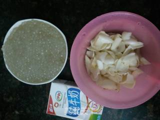 Lily Sago Custard recipe