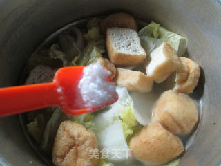 Oily Tofu, Cabbage and Bone Soup recipe