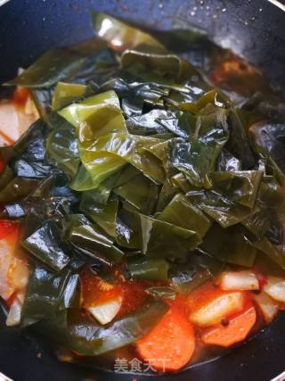 Potato Chips Stewed Kelp recipe