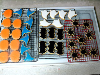 【halloween Icing Biscuits】 recipe