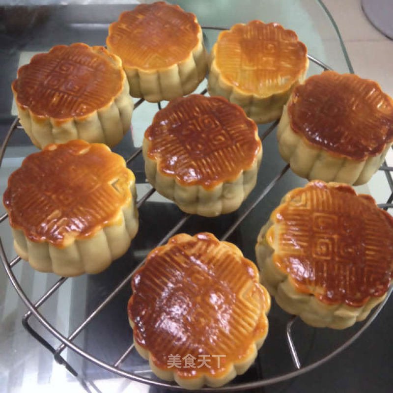 Cantonese-style Moon Cakes recipe