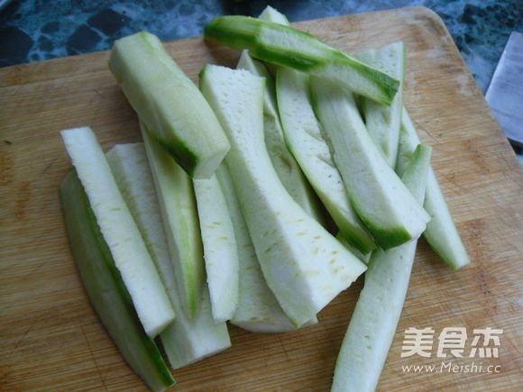 Loofah Steamed Pork recipe