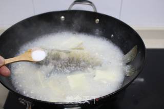 Crucian Tofu Soup recipe