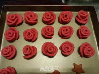 Rose Biscuits recipe