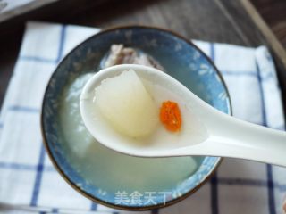 Chuanbei Snow Pear Pork Bone Soup recipe