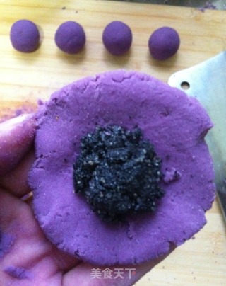 Purple Temptation-purple Sweet Potato Sesame Ball recipe