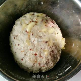 Brown Sugar Longan Soft European Bread recipe