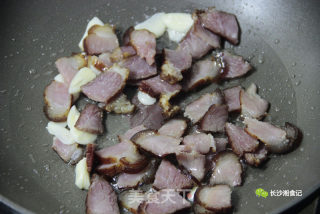 Stir-fried Bacon with Dried Radish recipe