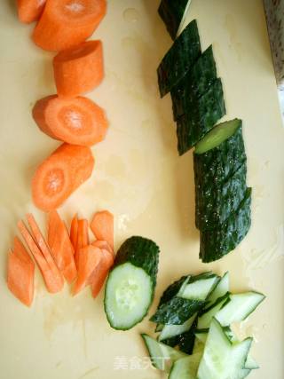 Three-color Fried Lotus Root Slices recipe